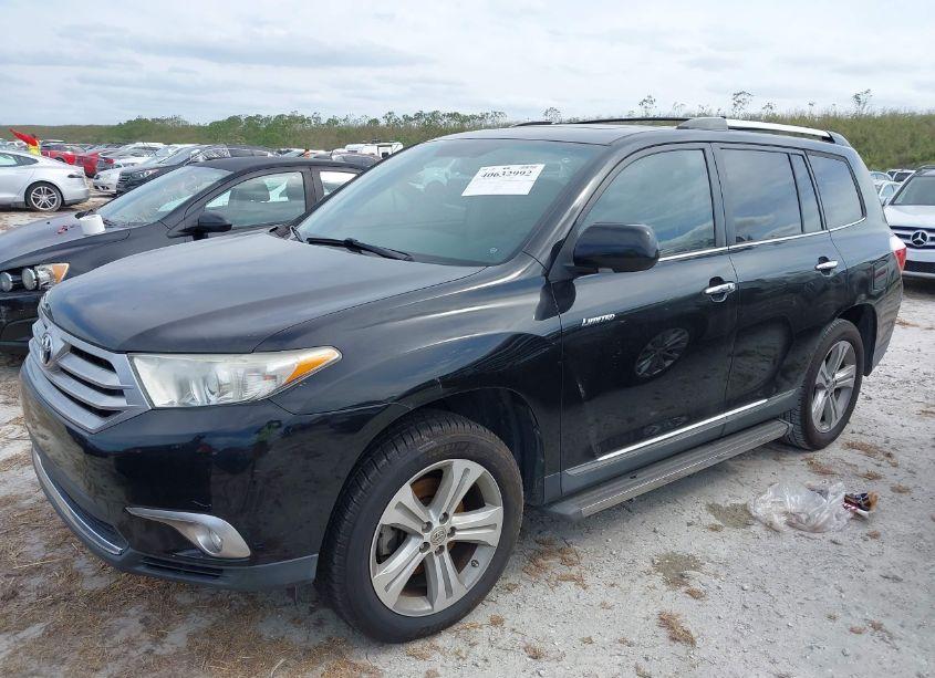 Photo 2 of 2012 Toyota Highlander LIMITED V6 (VIN 5TDYK3EH5CS076540)
