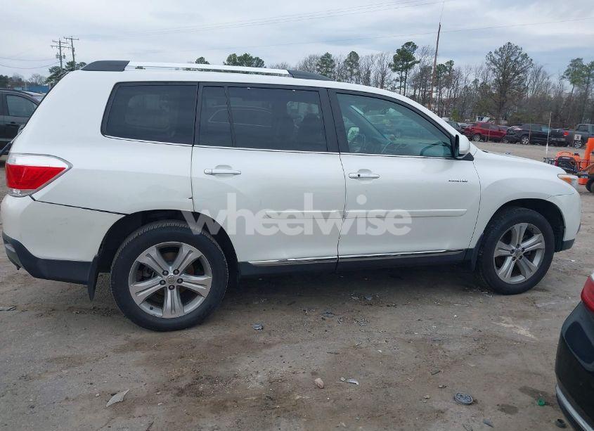 Photo 13 of 2013 Toyota Highlander LIMITED V6 (VIN 5TDYK3EH5DS115869)