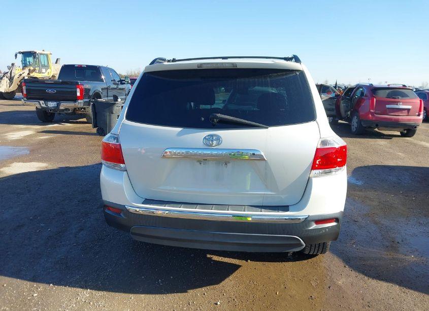 Photo 16 of 2013 Toyota Highlander LIMITED V6 (VIN 5TDYK3EH5DS136804)