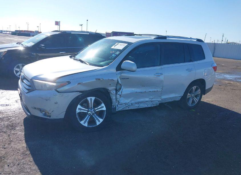 Photo 6 of 2013 Toyota Highlander LIMITED V6 (VIN 5TDYK3EH5DS136804)