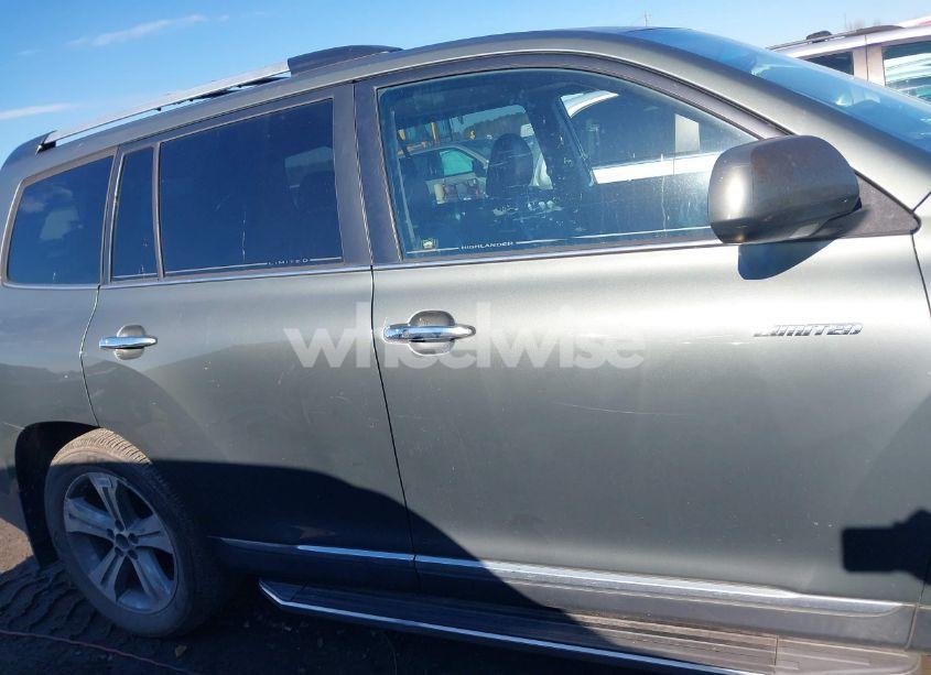 Photo 14 of 2013 Toyota Highlander LIMITED V6 (VIN 5TDYK3EH5DS139959)