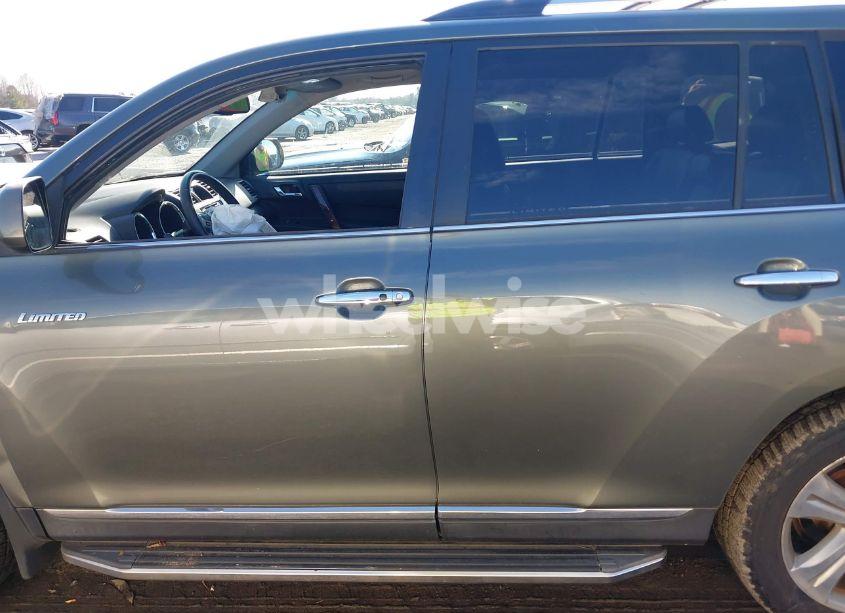 Photo 15 of 2013 Toyota Highlander LIMITED V6 (VIN 5TDYK3EH5DS139959)