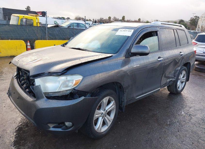 Photo 2 of 2010 Toyota Highlander LIMITED V6 (VIN 5TDYK3EH6AS010723)