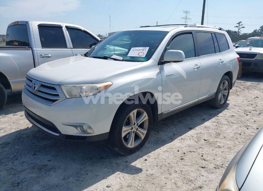 Photo 2 of 2012 Toyota Highlander LIMITED V6 (VIN 5TDYK3EH6CS067765)