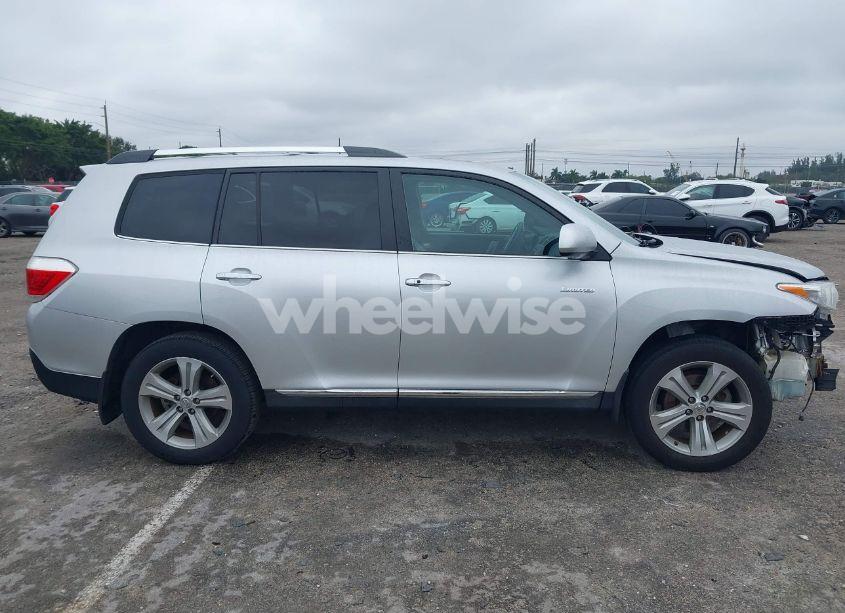 Photo 13 of 2012 Toyota Highlander LIMITED V6 (VIN 5TDYK3EH6CS068298)