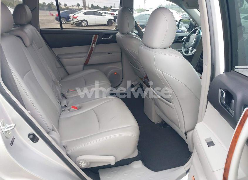 Photo 8 of 2012 Toyota Highlander LIMITED V6 (VIN 5TDYK3EH6CS068298)