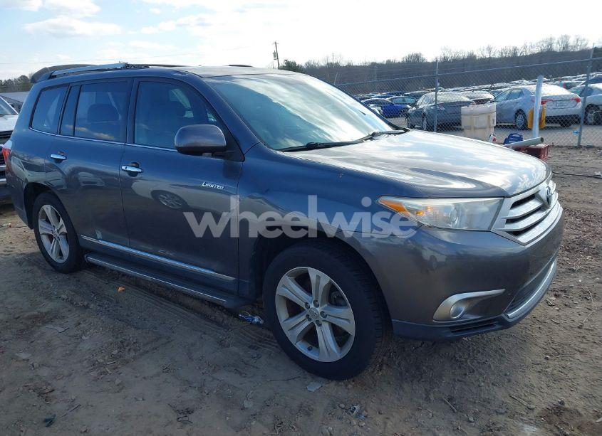 2013 Toyota Highlander LIMITED V6 (VIN 5TDYK3EH6DS116853) main photo