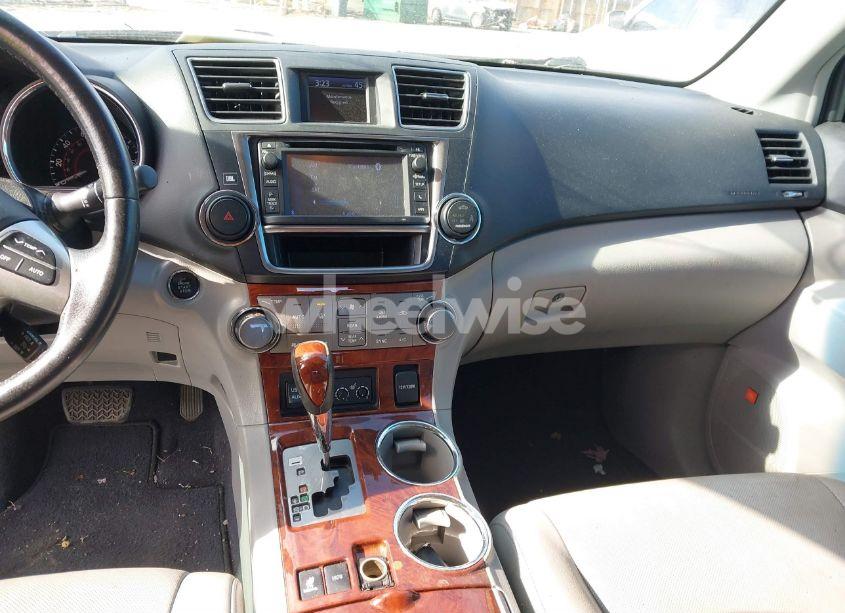 Photo 22 of 2013 Toyota Highlander LIMITED V6 (VIN 5TDYK3EH6DS116853)