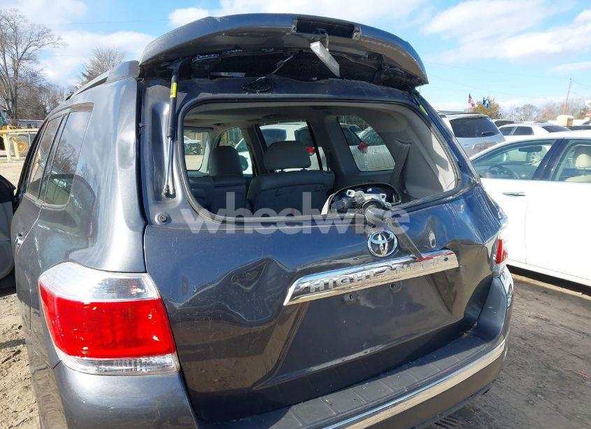 Photo 6 of 2013 Toyota Highlander LIMITED V6 (VIN 5TDYK3EH6DS116853)