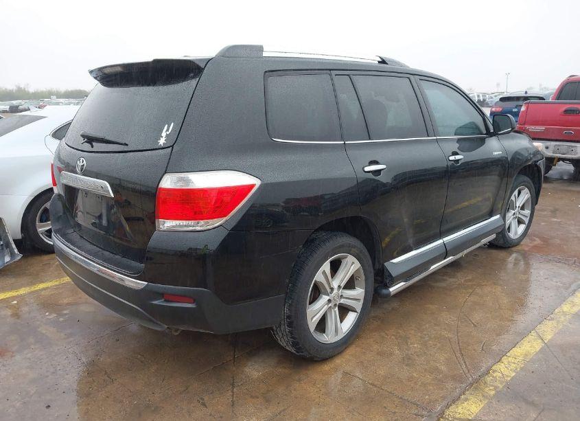 Photo 4 of 2013 Toyota Highlander LIMITED V6 (VIN 5TDYK3EH6DS119669)
