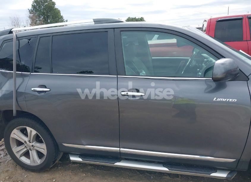 Photo 13 of 2012 Toyota Highlander LIMITED V6 (VIN 5TDYK3EH7CS052787)