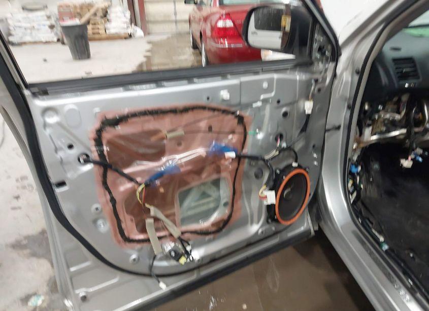 Photo 6 of 2013 Toyota Highlander LIMITED V6 (VIN 5TDYK3EH8DS112917)