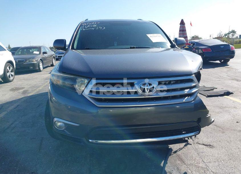 Photo 12 of 2013 Toyota Highlander LIMITED V6 (VIN 5TDYK3EH8DS128020)