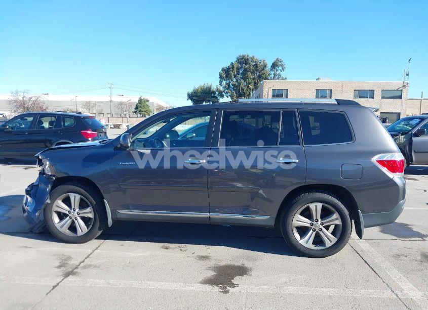 Photo 14 of 2013 Toyota Highlander LIMITED V6 (VIN 5TDYK3EH9DS105684)