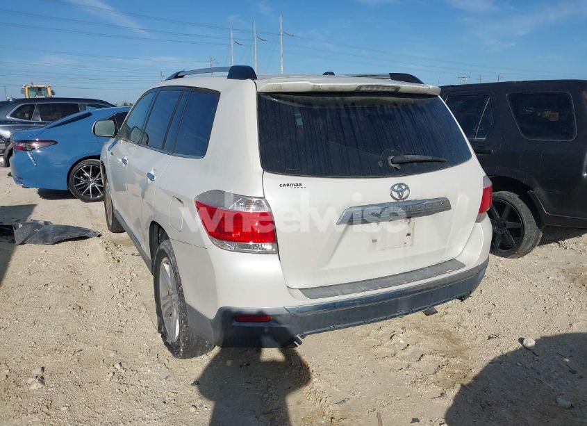 Photo 3 of 2011 Toyota Highlander LIMITED V6 (VIN 5TDYK3EHXBS039823)