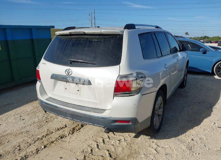 Photo 4 of 2011 Toyota Highlander LIMITED V6 (VIN 5TDYK3EHXBS039823)
