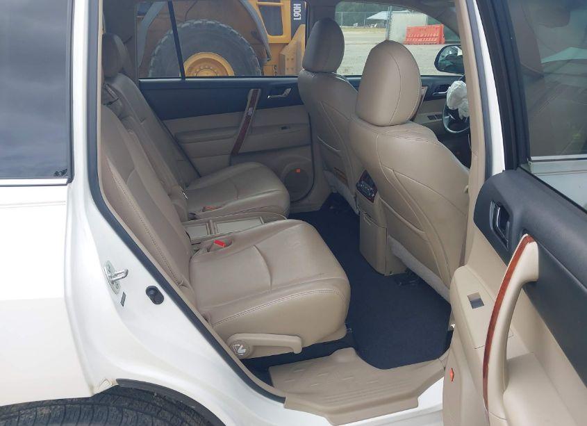 Photo 8 of 2012 Toyota Highlander LIMITED V6 (VIN 5TDYK3EHXCS085573)