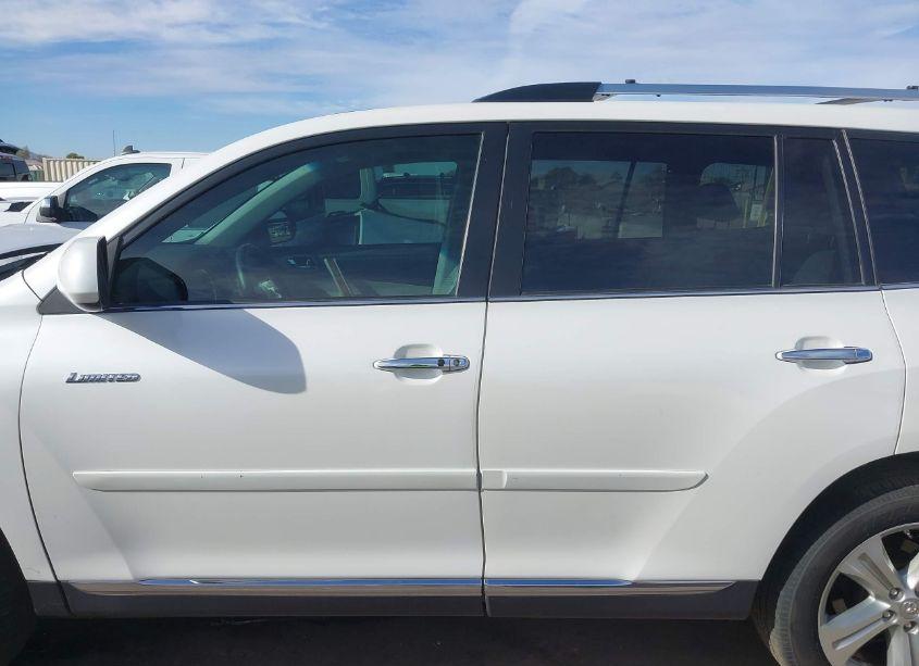 Photo 15 of 2013 Toyota Highlander LIMITED V6 (VIN 5TDYK3EHXDS114958)