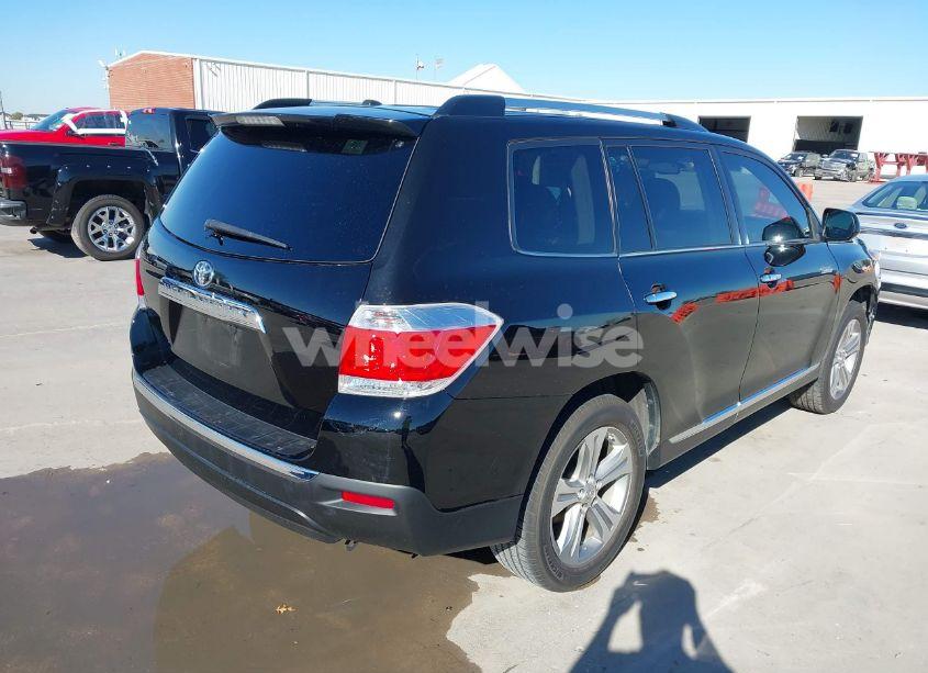 Photo 4 of 2013 Toyota Highlander LIMITED V6 (VIN 5TDYK3EHXDS136734)