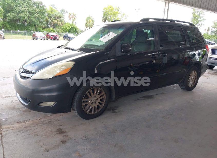 Photo 2 of 2010 Toyota Sienna XLE (VIN 5TDYK4CC0AS325224)