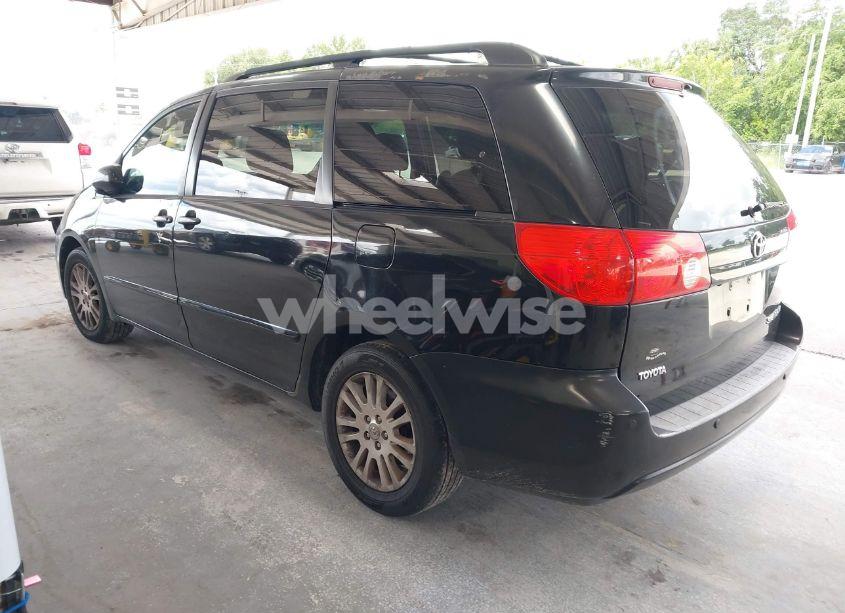 Photo 3 of 2010 Toyota Sienna XLE (VIN 5TDYK4CC0AS325224)