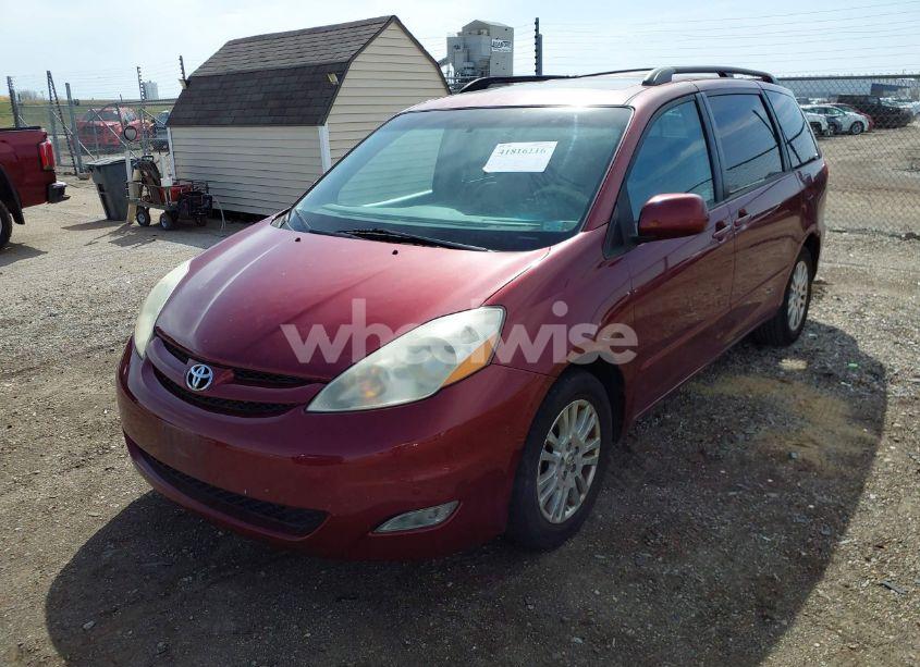 Photo 2 of 2010 Toyota Sienna XLE (VIN 5TDYK4CC3AS290128)