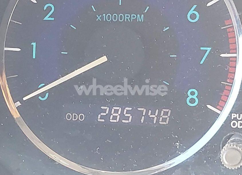 Photo 7 of 2010 Toyota Sienna LIMITED (VIN 5TDYK4CC3AS298889)