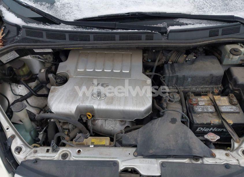 Photo 10 of 2010 Toyota Sienna XLE (VIN 5TDYK4CC3AS306182)