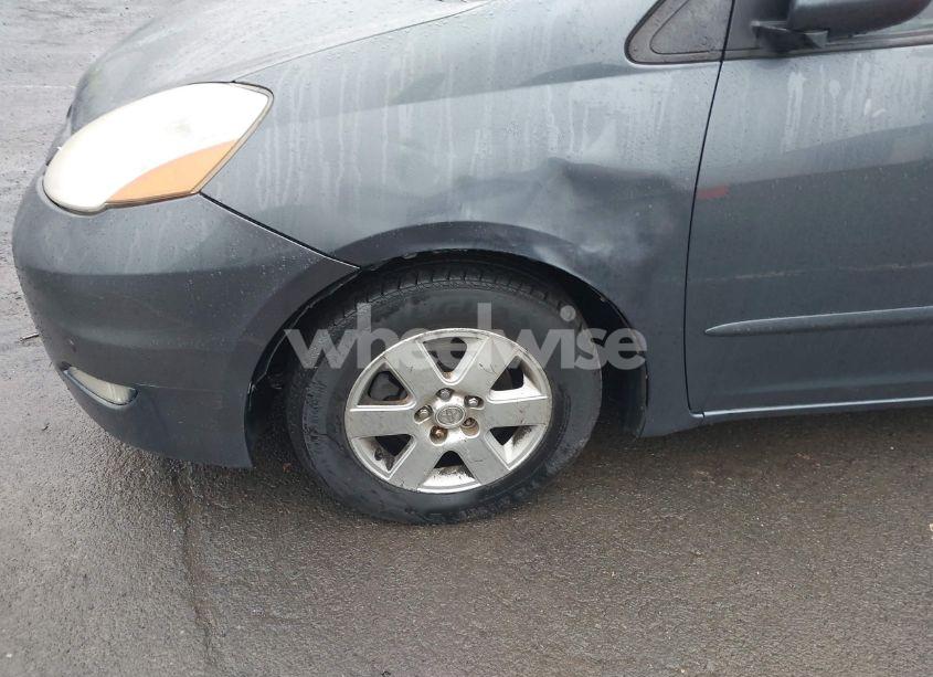 Photo 6 of 2010 Toyota Sienna XLE (VIN 5TDYK4CC3AS308658)