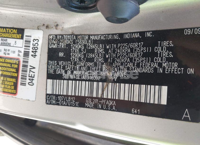 Photo 9 of 2010 Toyota Sienna XLE (VIN 5TDYK4CC3AS316002)