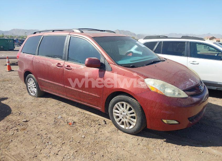 2010 Toyota Sienna XLE (VIN 5TDYK4CC4AS312542) main photo