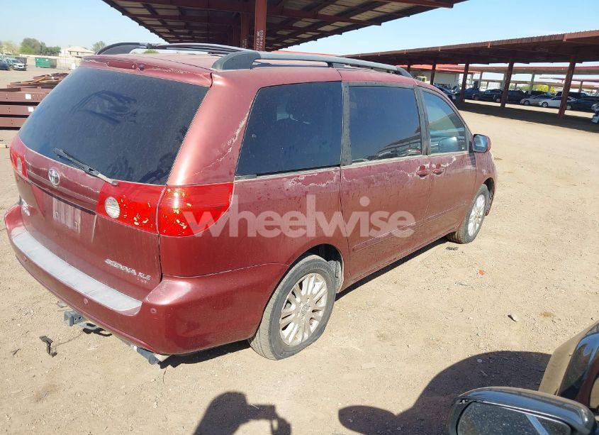 Photo 4 of 2010 Toyota Sienna XLE (VIN 5TDYK4CC4AS312542)