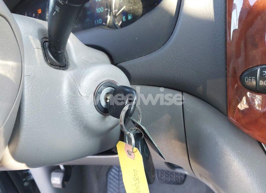 Photo 11 of 2010 Toyota Sienna XLE (VIN 5TDYK4CC5AS314414)