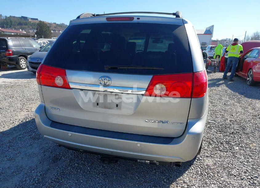 Photo 16 of 2010 Toyota Sienna LIMITED (VIN 5TDYK4CC8AS307506)