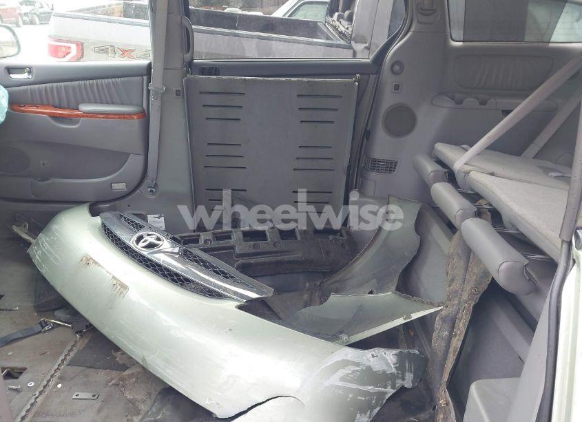 Photo 12 of 2010 Toyota Sienna LIMITED (VIN 5TDYK4CCXAS301416)