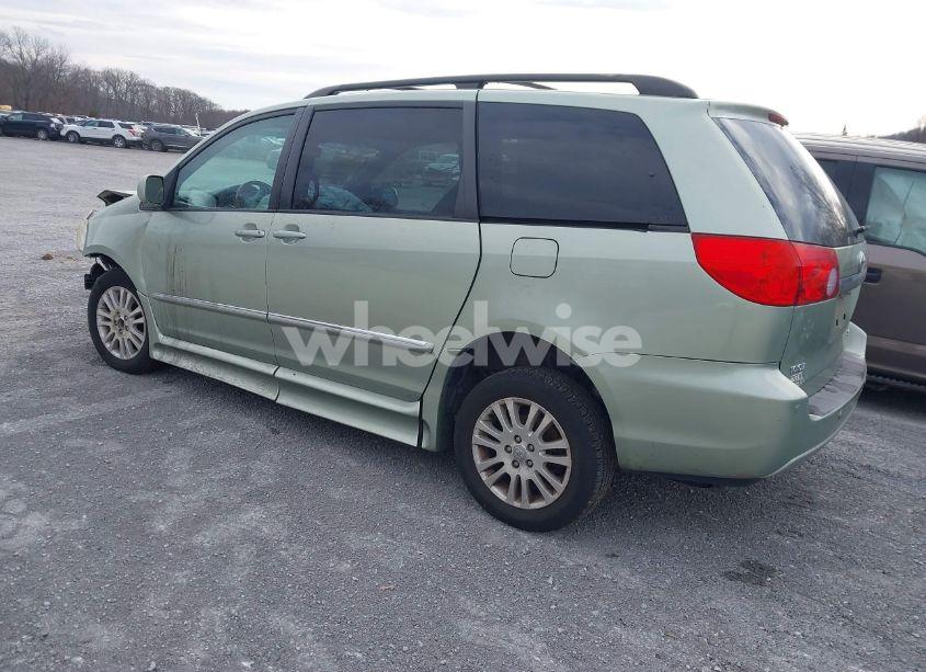 Photo 3 of 2010 Toyota Sienna LIMITED (VIN 5TDYK4CCXAS301416)