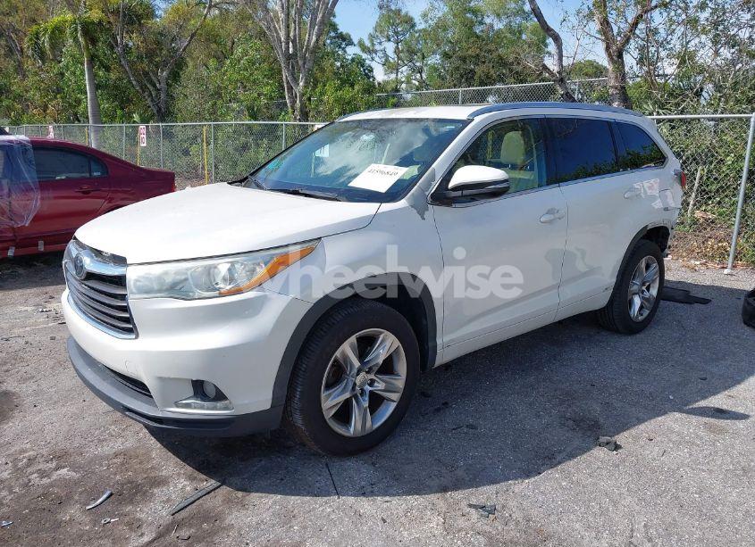 Photo 2 of 2015 Toyota Highlander LIMITED V6 (VIN 5TDYKRFH0FS099262)