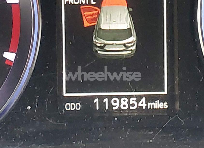 Photo 16 of 2016 Toyota Highlander LIMITED V6 (VIN 5TDYKRFH0GS142001)