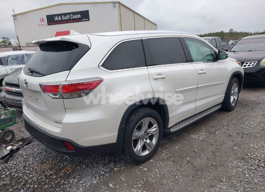 Photo 4 of 2016 Toyota Highlander LIMITED V6 (VIN 5TDYKRFH0GS142001)