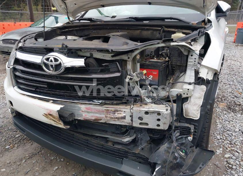 Photo 6 of 2016 Toyota Highlander LIMITED V6 (VIN 5TDYKRFH0GS142001)