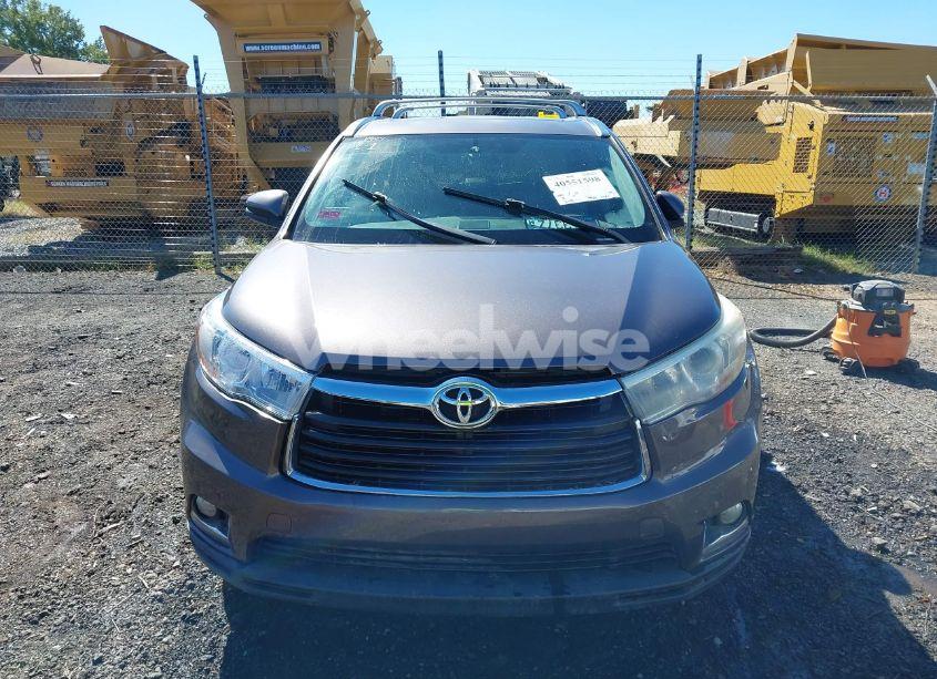 Photo 12 of 2014 Toyota Highlander LIMITED V6 (VIN 5TDYKRFH1ES018610)