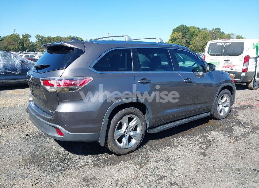 Photo 4 of 2014 Toyota Highlander LIMITED V6 (VIN 5TDYKRFH1ES018610)