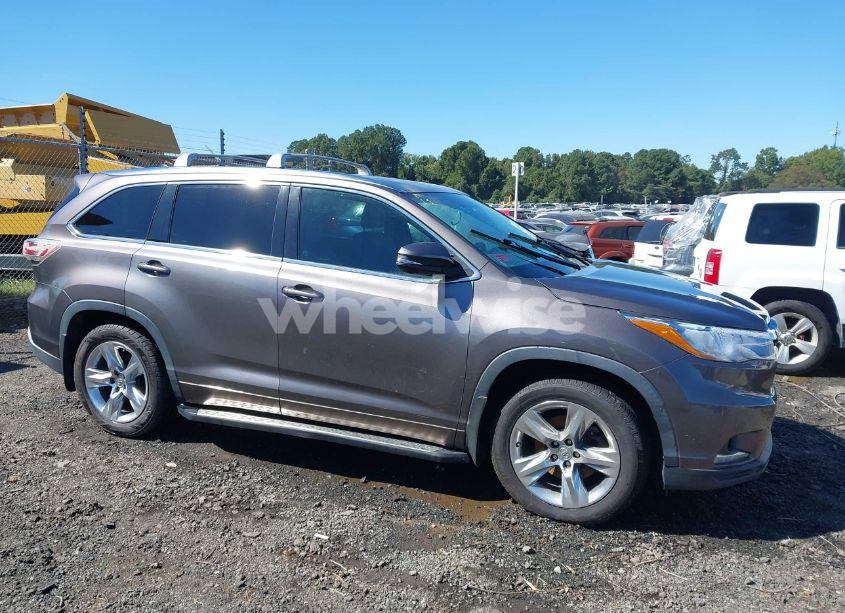 Photo 6 of 2014 Toyota Highlander LIMITED V6 (VIN 5TDYKRFH1ES018610)
