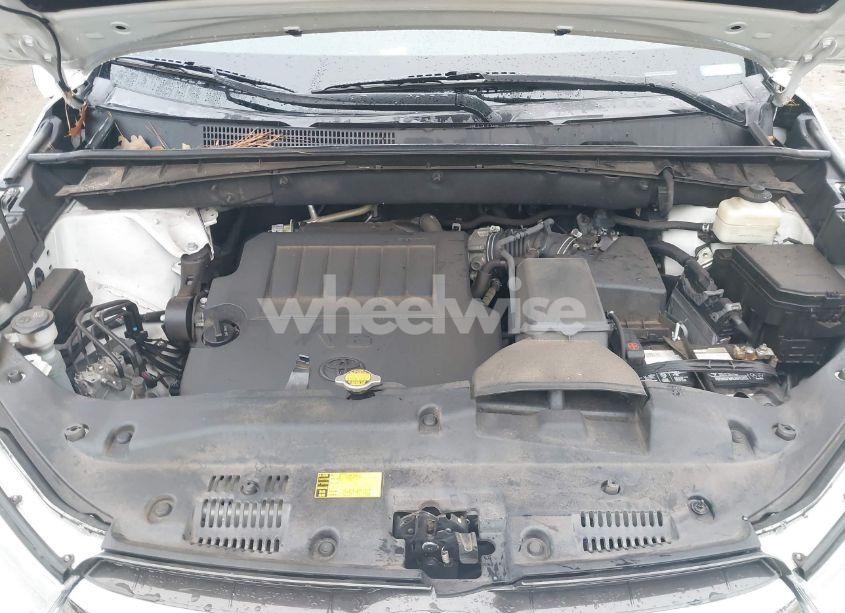 Photo 10 of 2015 Toyota Highlander LIMITED V6 (VIN 5TDYKRFH1FS053990)