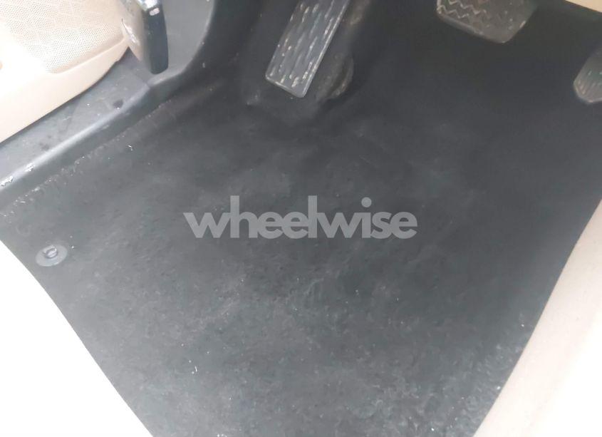 Photo 18 of 2015 Toyota Highlander LIMITED V6 (VIN 5TDYKRFH1FS053990)