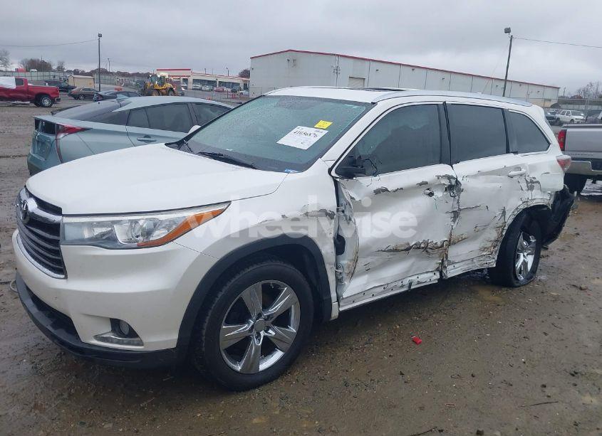Photo 6 of 2015 Toyota Highlander LIMITED V6 (VIN 5TDYKRFH1FS053990)