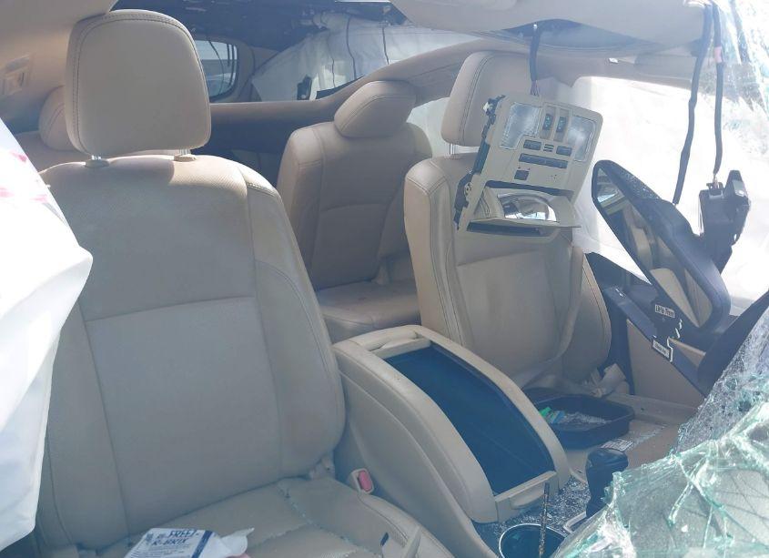 Photo 5 of 2014 Toyota Highlander LIMITED PLATINUM V6 (VIN 5TDYKRFH2ES031589)