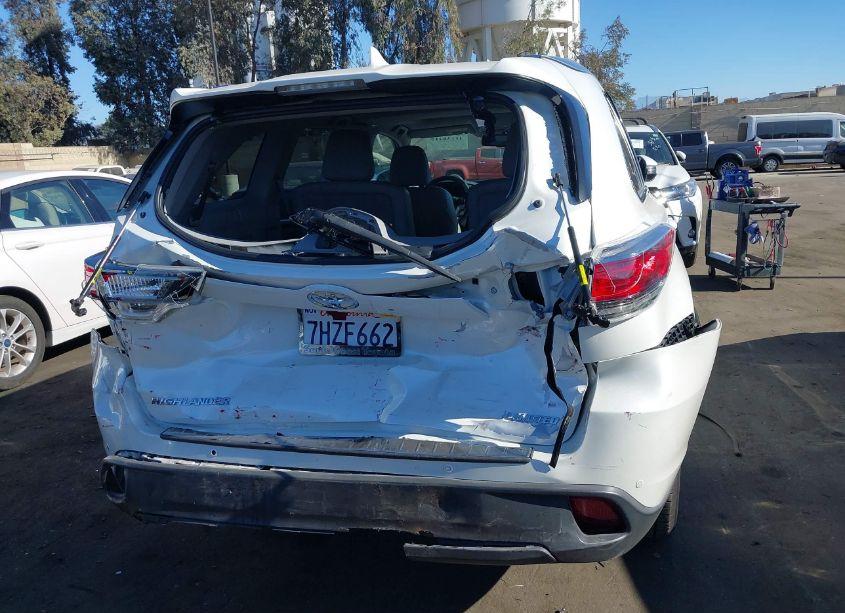 Photo 16 of 2015 Toyota Highlander LIMITED V6 (VIN 5TDYKRFH2FS048345)