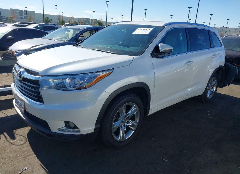 Photo 2 of 2015 Toyota Highlander LIMITED V6 (VIN 5TDYKRFH2FS048345)
