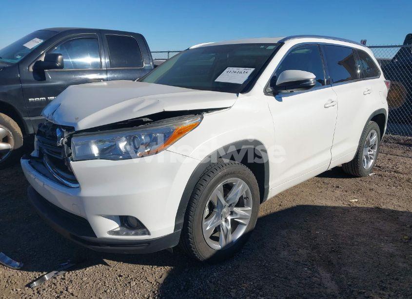 Photo 2 of 2015 Toyota Highlander LIMITED V6 (VIN 5TDYKRFH2FS063668)